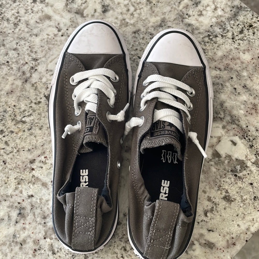 Converse sneaker - pull one - size 6.5 -  green gray in color!